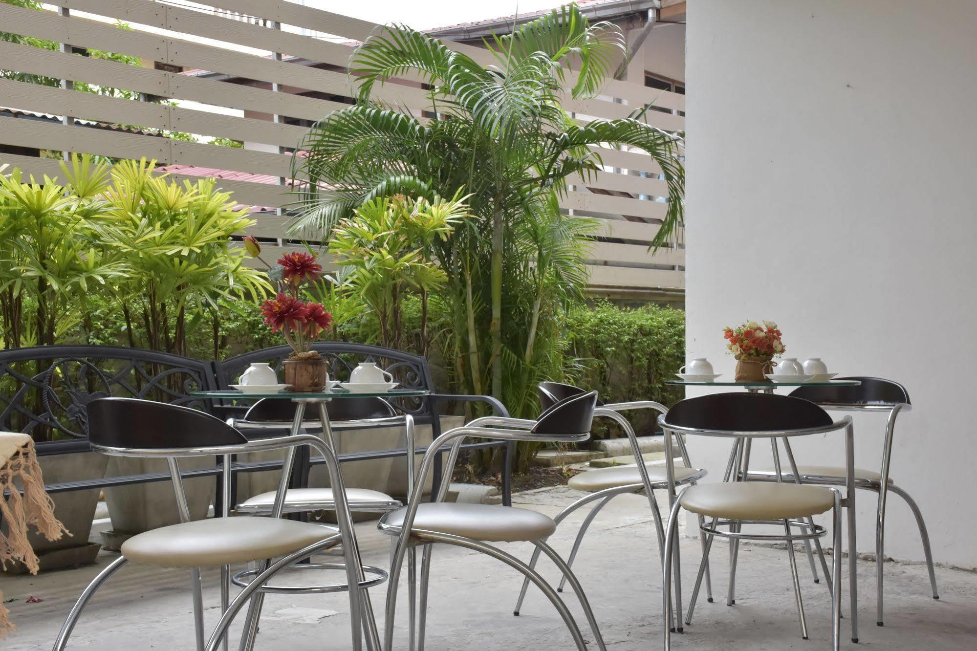بانكوك Nrv Place Apart Hotel المظهر الخارجي الصورة